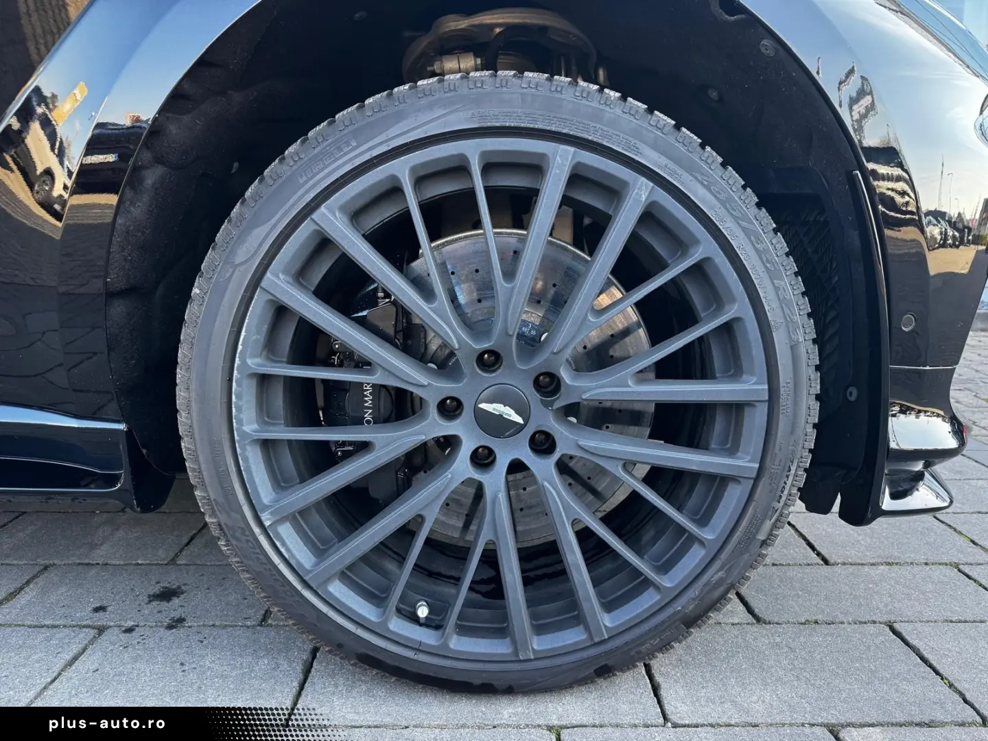 ASTON MARTIN DBX 707-4.0V8-23Zoll-B&O-Carbon-Voll-XPEL