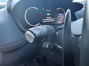 ASTON MARTIN DBX 707-4.0V8-23Zoll-B&O-Carbon-Voll-XPEL