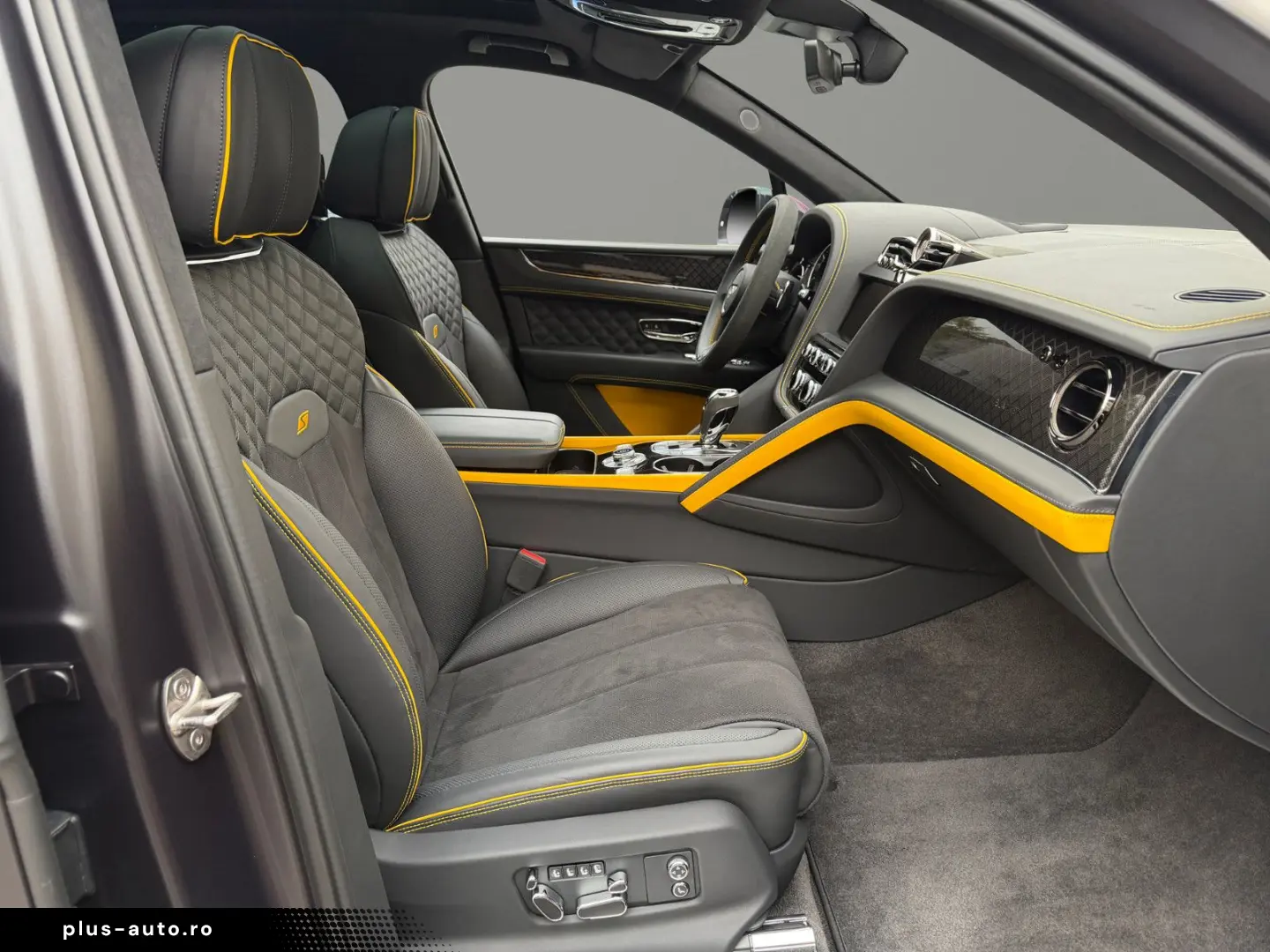 BENTLEY Bentayga S V8  BLACK EDITION  ROYAL EBONY SATIN