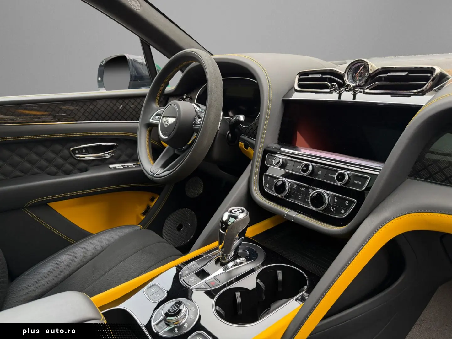 BENTLEY Bentayga S V8  BLACK EDITION  ROYAL EBONY SATIN