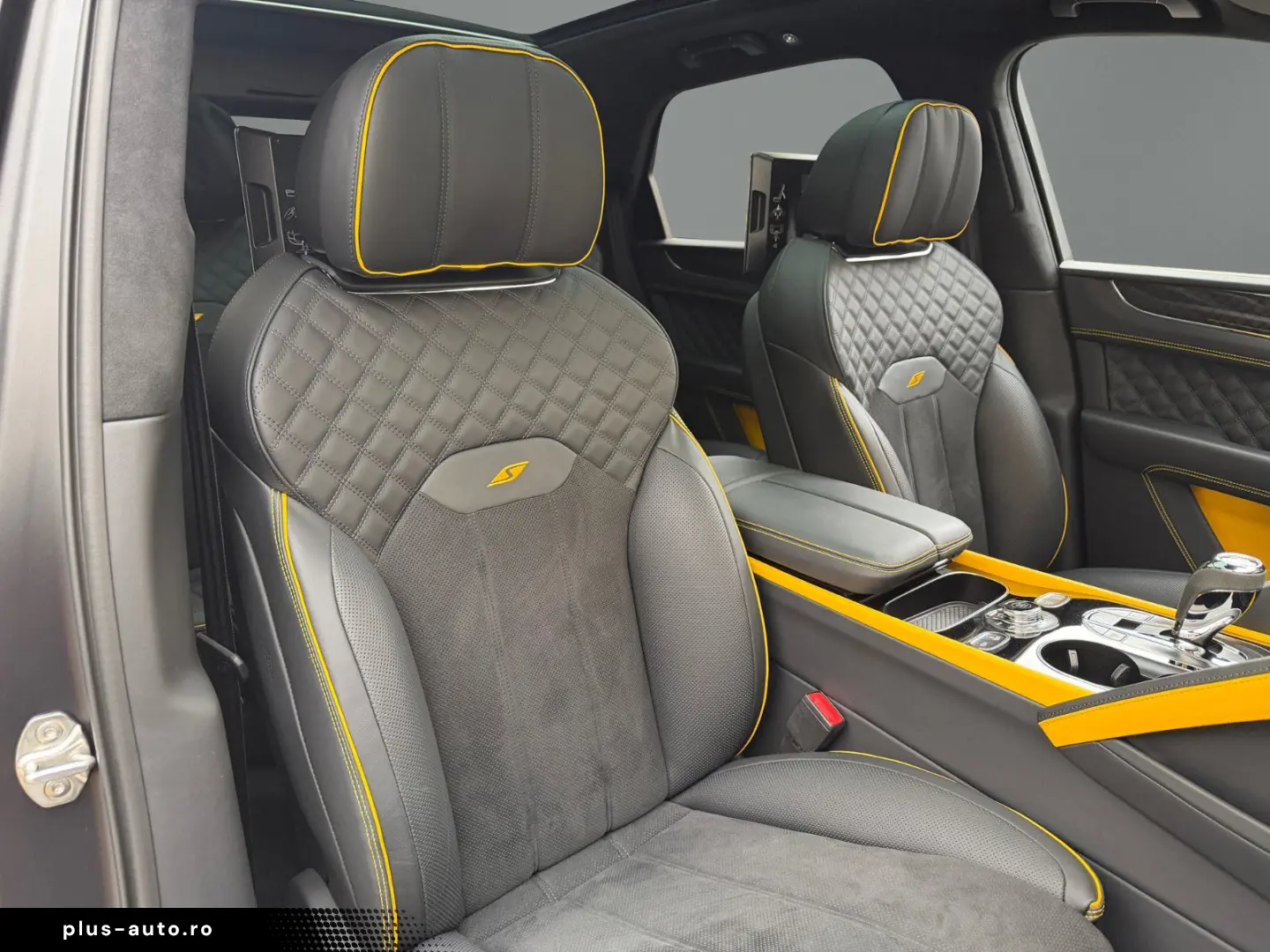 BENTLEY Bentayga S V8  BLACK EDITION  ROYAL EBONY SATIN