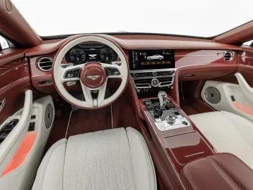 BENTLEY Flying Spur Speed   Naim for Bentley Soundsystem