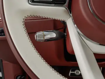 BENTLEY Flying Spur Speed   Naim for Bentley Soundsystem