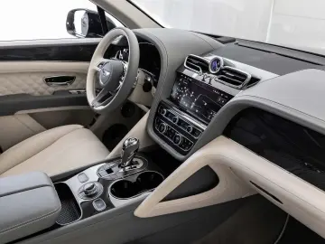 BENTLEY Bentayga S V8