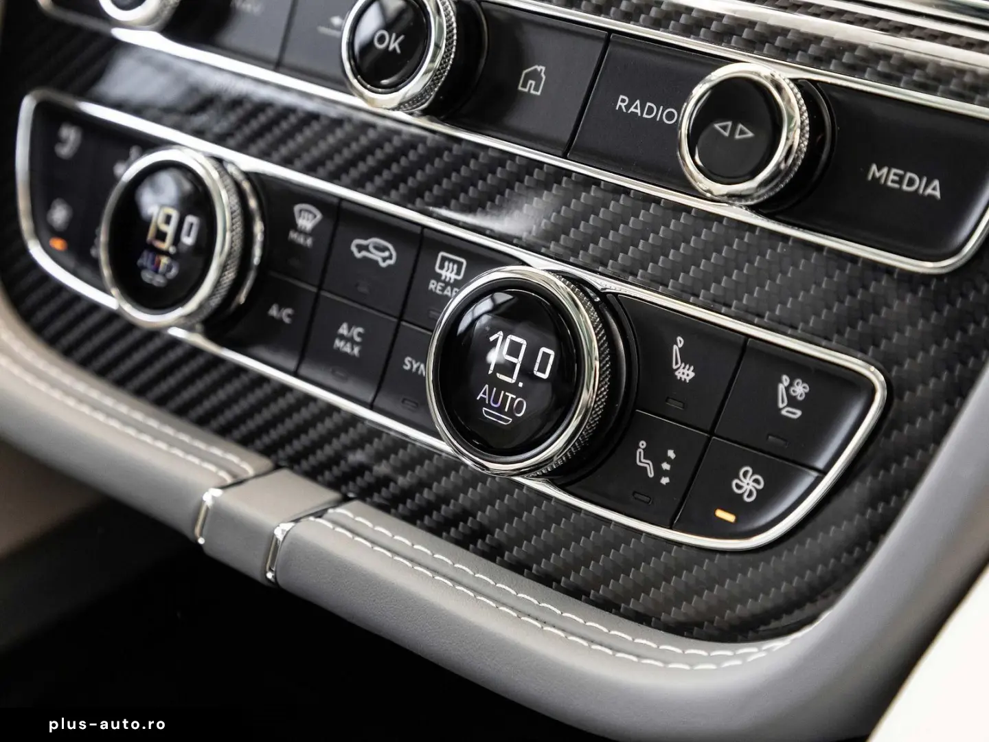 BENTLEY Bentayga S V8