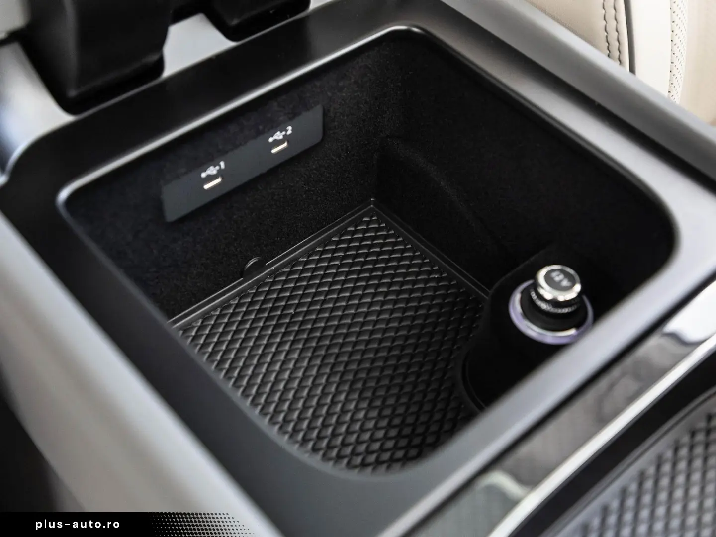 BENTLEY Bentayga S V8