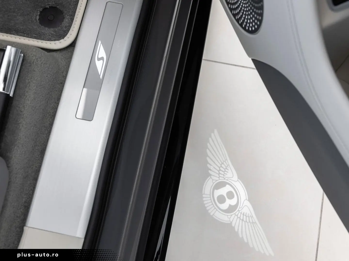 BENTLEY Bentayga S V8
