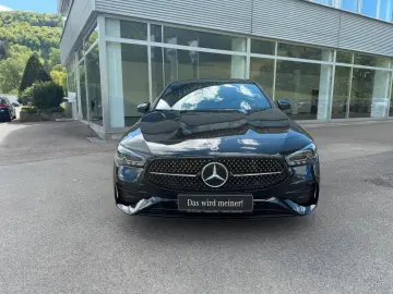 MERCEDES-BENZ CLA 200 AMG Burmester Multi-Beam Night Keyless