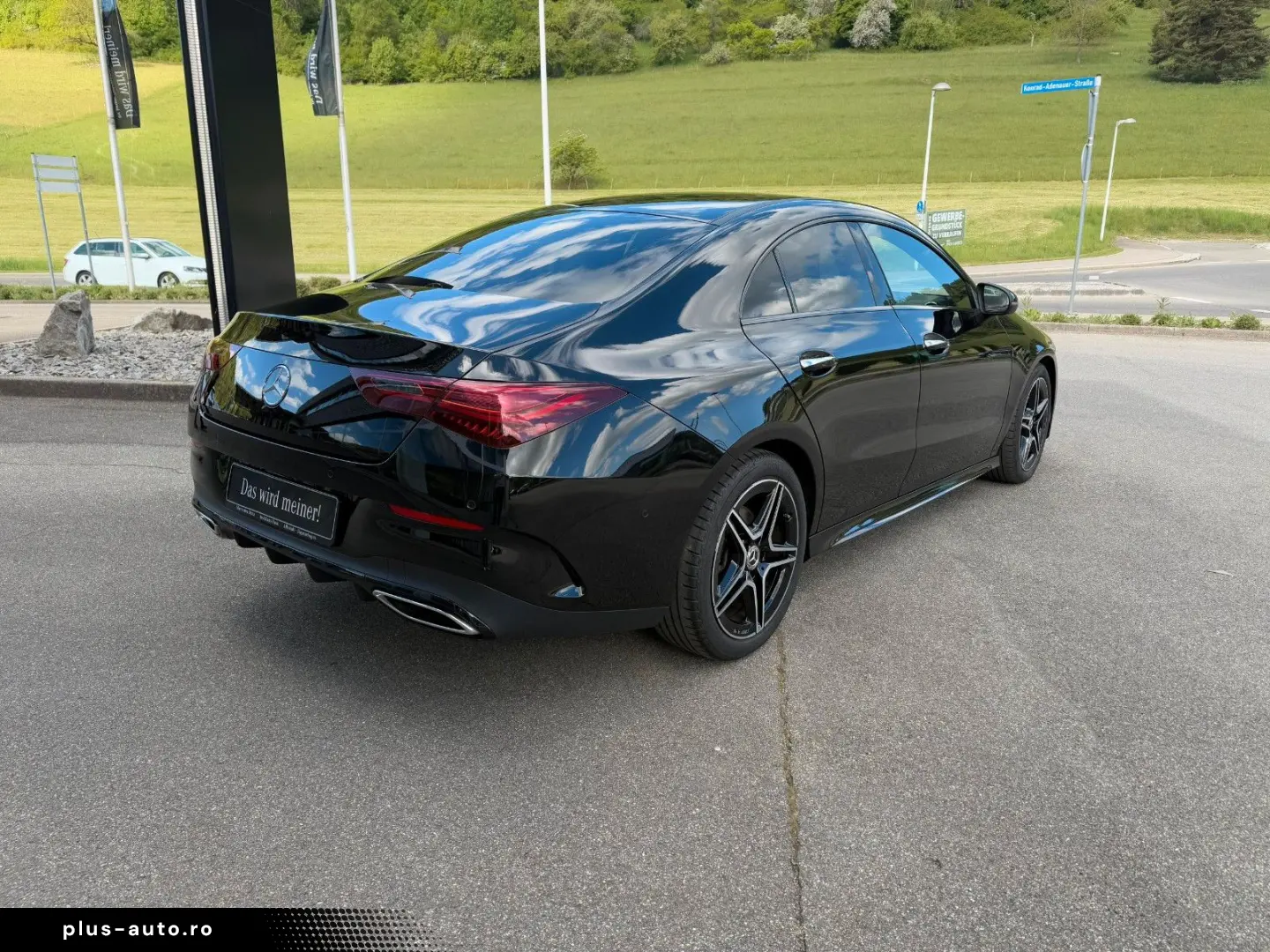 MERCEDES-BENZ CLA 200 AMG Burmester Multi-Beam Night Keyless