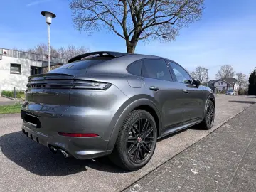PORSCHE Cayenne coupe S E-Hybrid  Jahreswagen