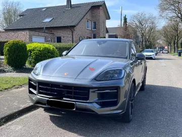 PORSCHE Cayenne coupe S E-Hybrid  Jahreswagen