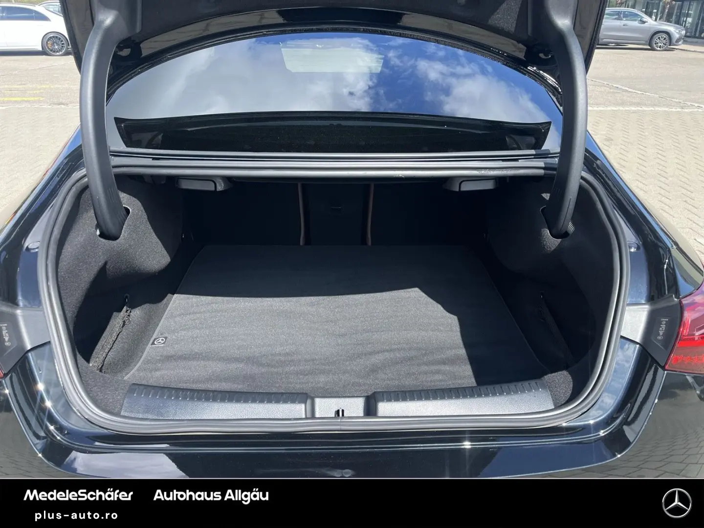 MERCEDES-BENZ CLA 200 AMG 18  Fahr-Assi Keyless Ambiente LED