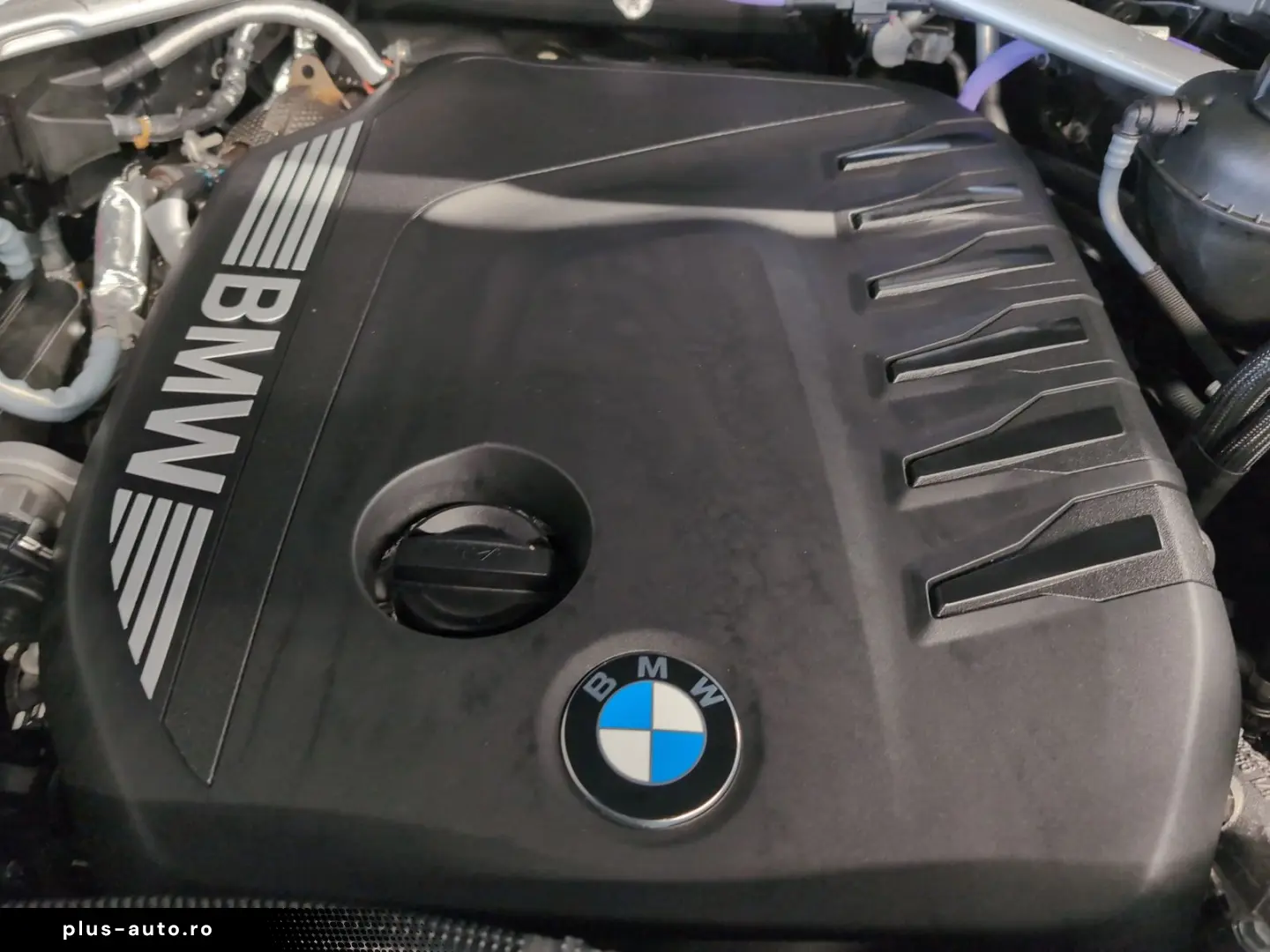 BMW X5 xDrive40d M Sport Standheizung AHK Harman K