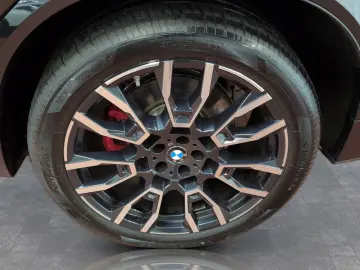 BMW X5 xDrive40d M Sport Standheizung AHK Harman K