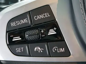 BMW X6 xDr 40 i M Sport Pano Leder 360K ACC Laser 22