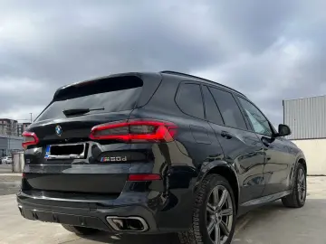 BMW X5 M50