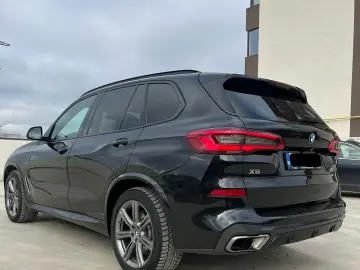 BMW X5 M50