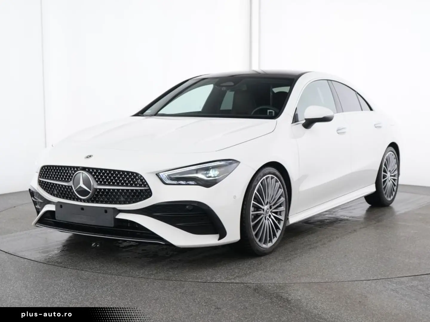 MERCEDES-BENZ CLA 180 Cp AMG ADV  PANO W-PAKET RFK KEYLESS
