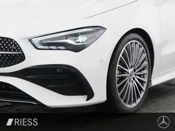 MERCEDES-BENZ CLA 180 Cp AMG ADV  PANO W-PAKET RFK KEYLESS