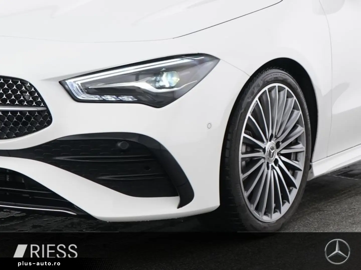 MERCEDES-BENZ CLA 180 Cp AMG ADV  PANO W-PAKET RFK KEYLESS