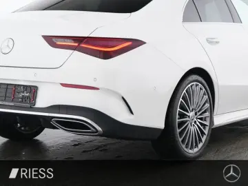 MERCEDES-BENZ CLA 180 Cp AMG ADV  PANO W-PAKET RFK KEYLESS