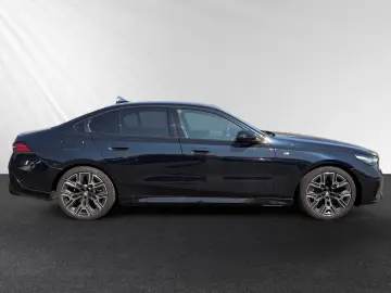BMW 520d xDrive MSp Ventilation 360 H&K DAProf HUD