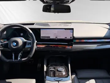 BMW 520d xDrive MSp Ventilation 360 H&K DAProf HUD