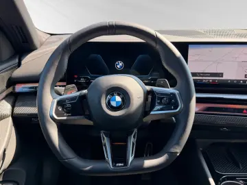 BMW 520d xDrive MSp Ventilation 360 H&K DAProf HUD