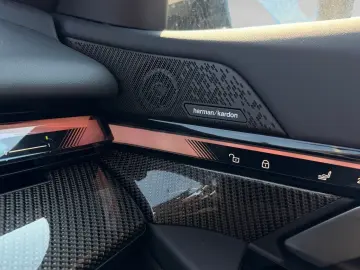 BMW 520d xDrive MSp Ventilation 360 H&K DAProf HUD