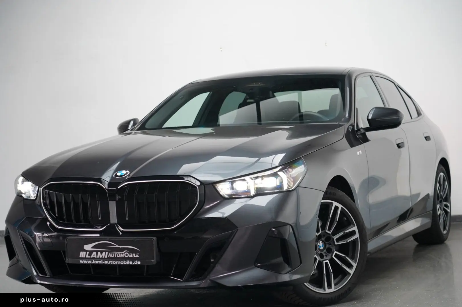 BMW 520d xDrive M Sport IconicGlow H&K 360 Ventil CARBON