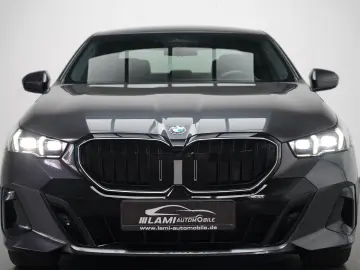 BMW 520d xDrive M Sport IconicGlow H&K 360 Ventil CARBON