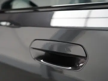 BMW 520d xDrive M Sport IconicGlow H&K 360 Ventil CARBON