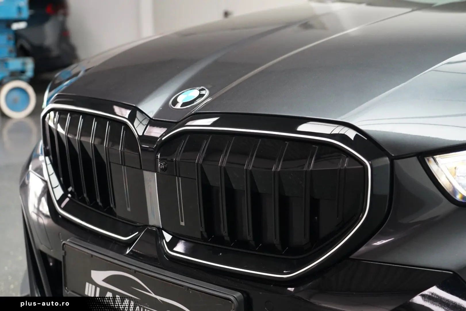 BMW 520d xDrive M Sport IconicGlow H&K 360 Ventil CARBON