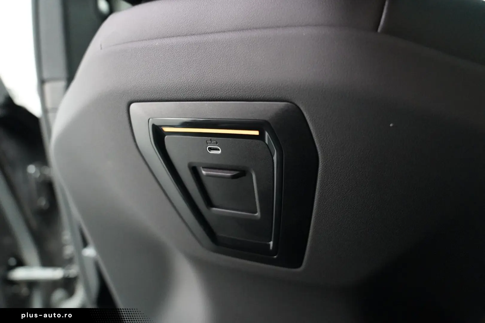 BMW 520d xDrive M Sport IconicGlow H&K 360 Ventil CARBON