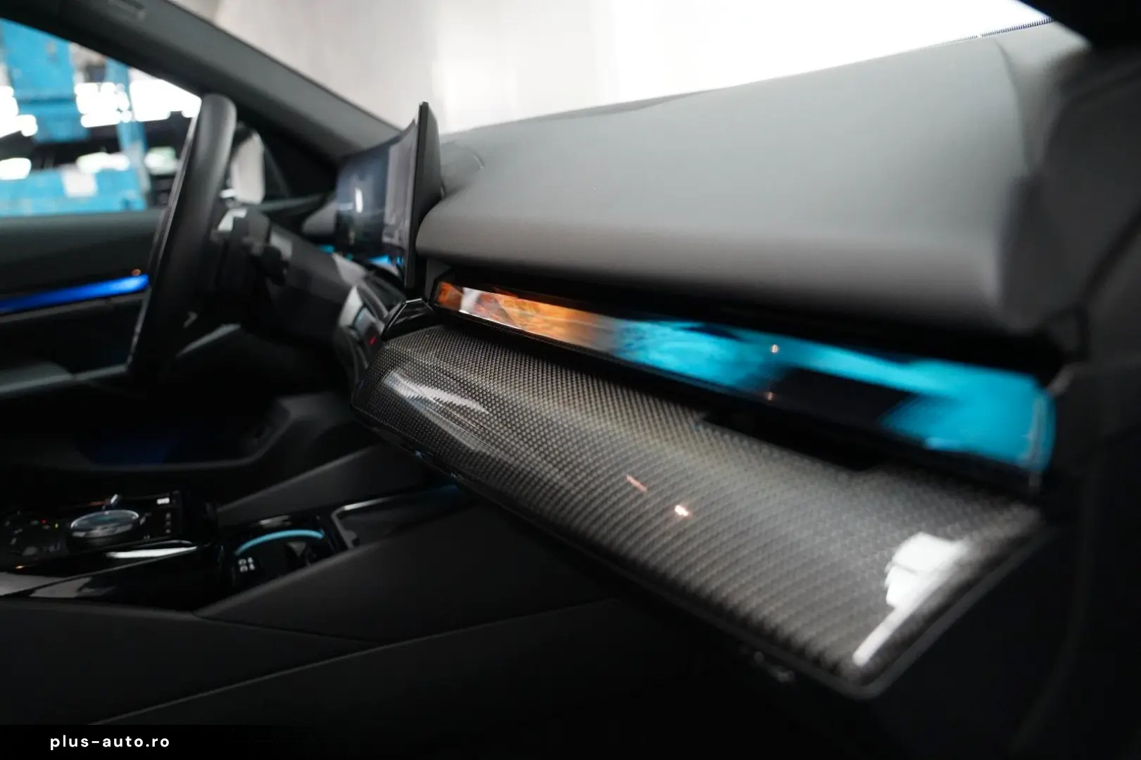 BMW 520d xDrive M Sport IconicGlow H&K 360 Ventil CARBON