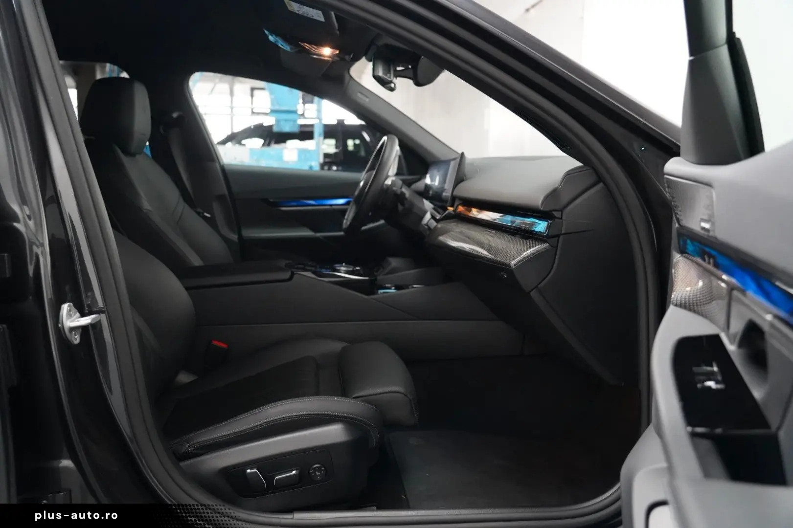 BMW 520d xDrive M Sport IconicGlow H&K 360 Ventil CARBON