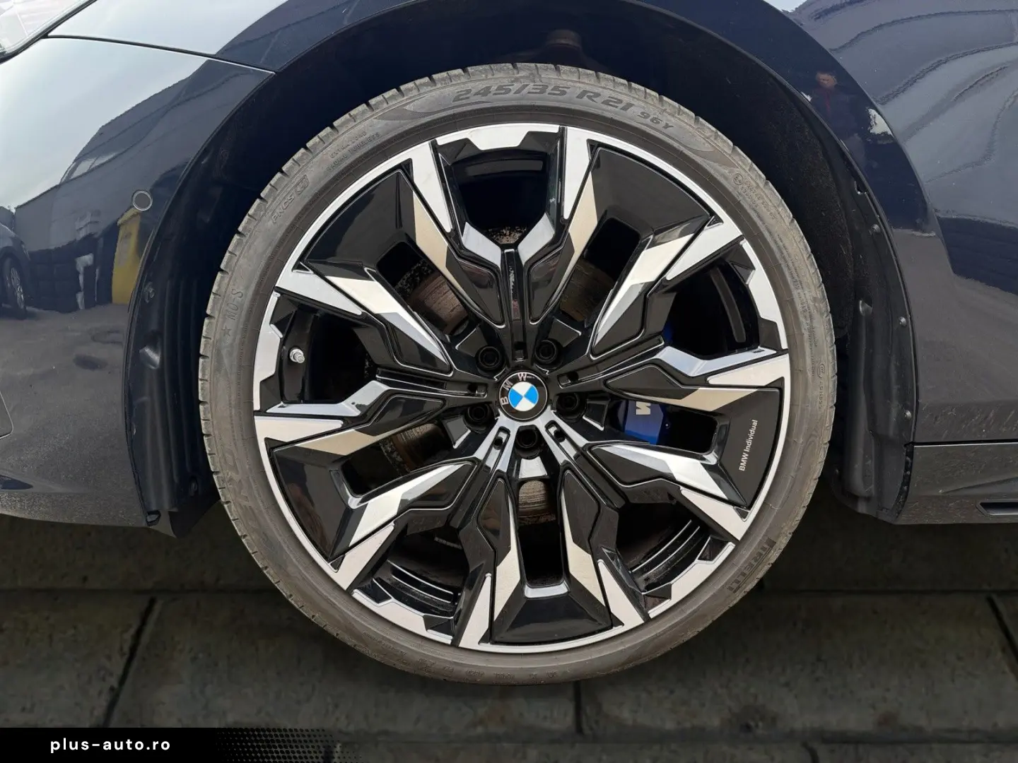 BMW 520d xDr MSp PRO Adaptive Susp IcGlow Ventil 360 DAProf