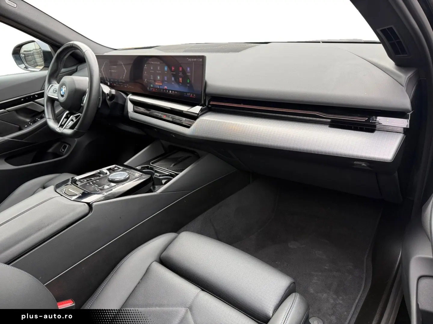 BMW 520d xDr MSp PRO Adaptive Susp IcGlow Ventil 360 DAProf