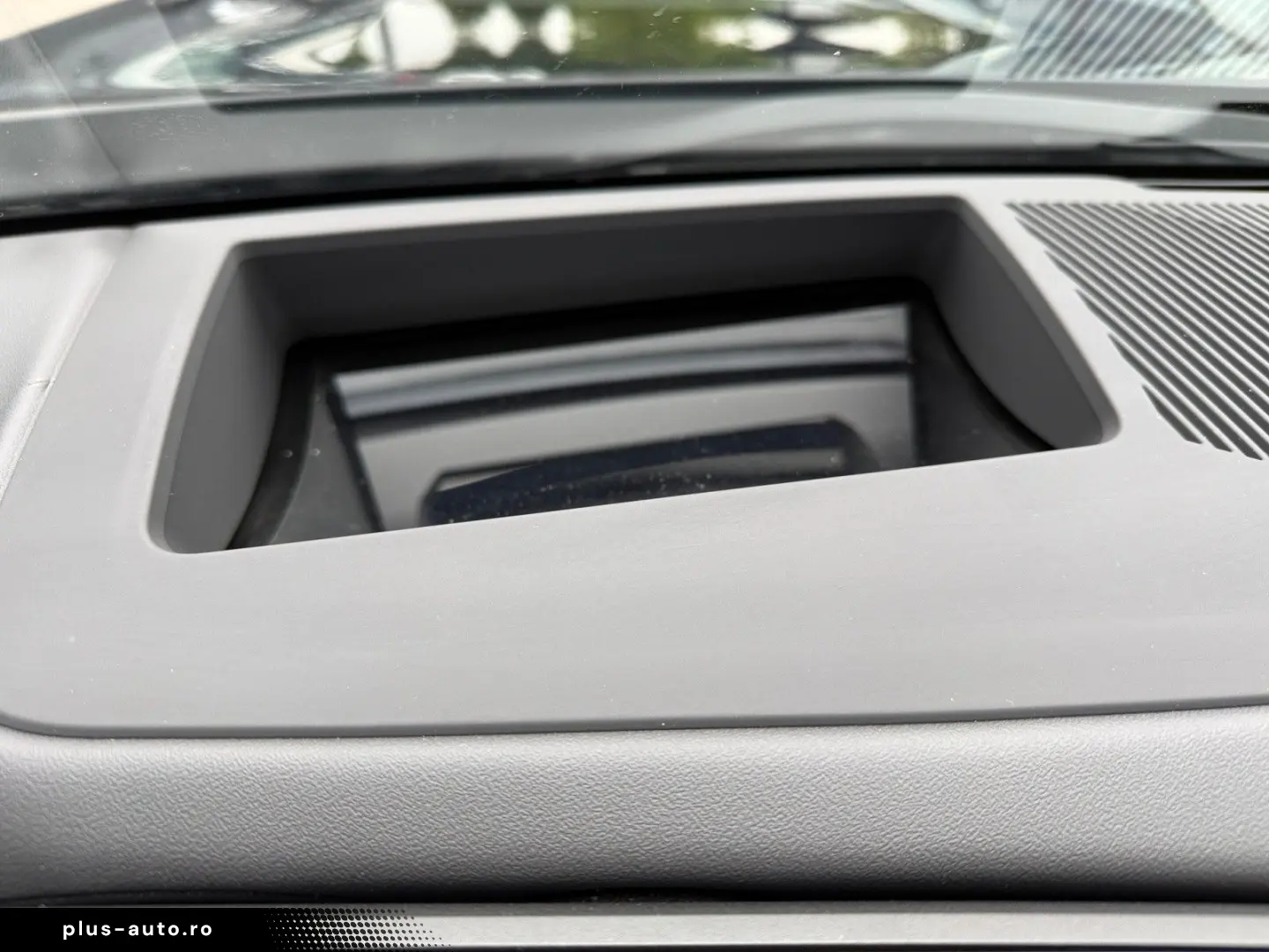 BMW 520d xDr MSp PRO Adaptive Susp IcGlow Ventil 360 DAProf