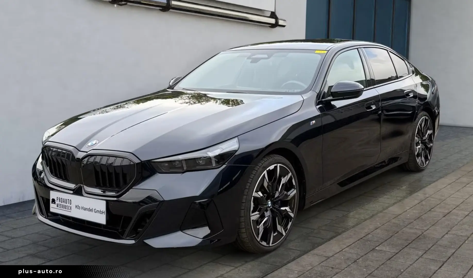 BMW 520d xDr MSp PRO Adaptive Susp IcGlow Ventil 360 DAProf