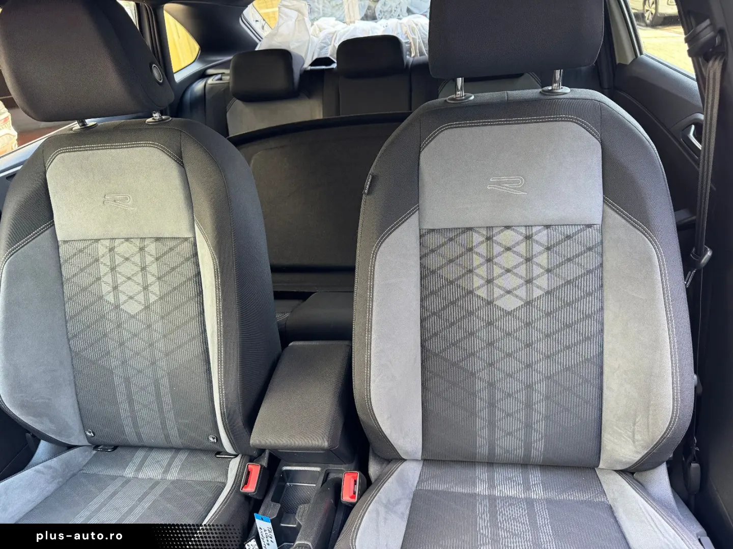 VW Taigo R-Line 1.0 TSI DSG BlackStyle Matrix Navi