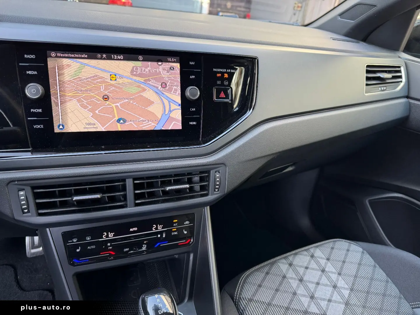 VW Taigo R-Line 1.0 TSI DSG BlackStyle Matrix Navi