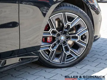 BMW 540d xDrive MSp 360  IcGlow Ventilation Bowers&Wilkins