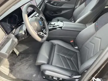 BMW 550e xDr MSp PRO AdaptiveSusp B&W IcGlow Ventil AuxHeat