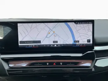 BMW 550e xDr MSp PRO AdaptiveSusp B&W IcGlow Ventil AuxHeat