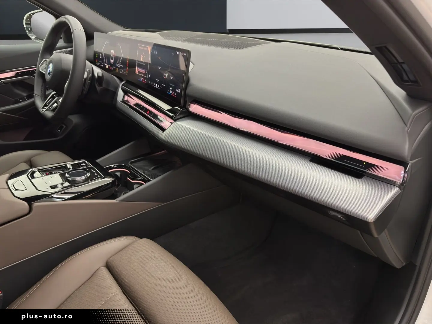 BMW 550e xDrive Limousine [M Sport  B&W Sound  AHK]