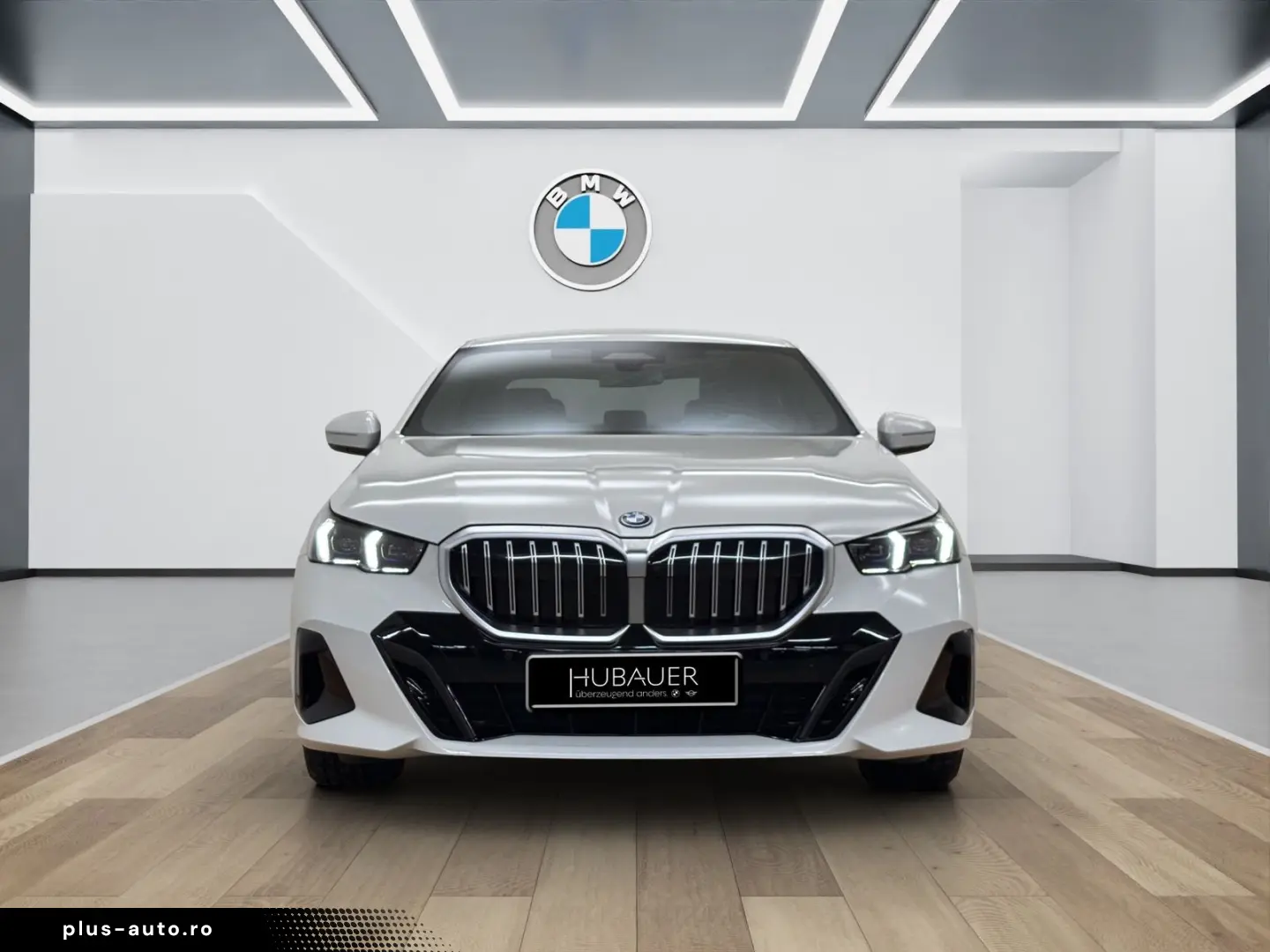 BMW 550e xDrive Limousine [M Sport  B&W Sound  AHK]