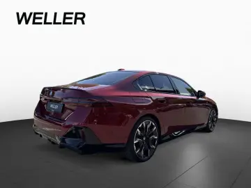 BMW 550e xDr MSp Pro B&W AdaptiveSusp Ventil 360 IcGlow