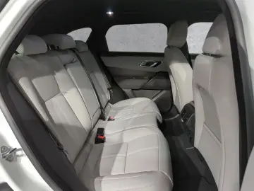 LAND ROVER Range Rover Velar P400e Dynamic SE WINTER-PAKET