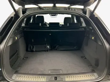 LAND ROVER Range Rover Velar P400e Dynamic SE